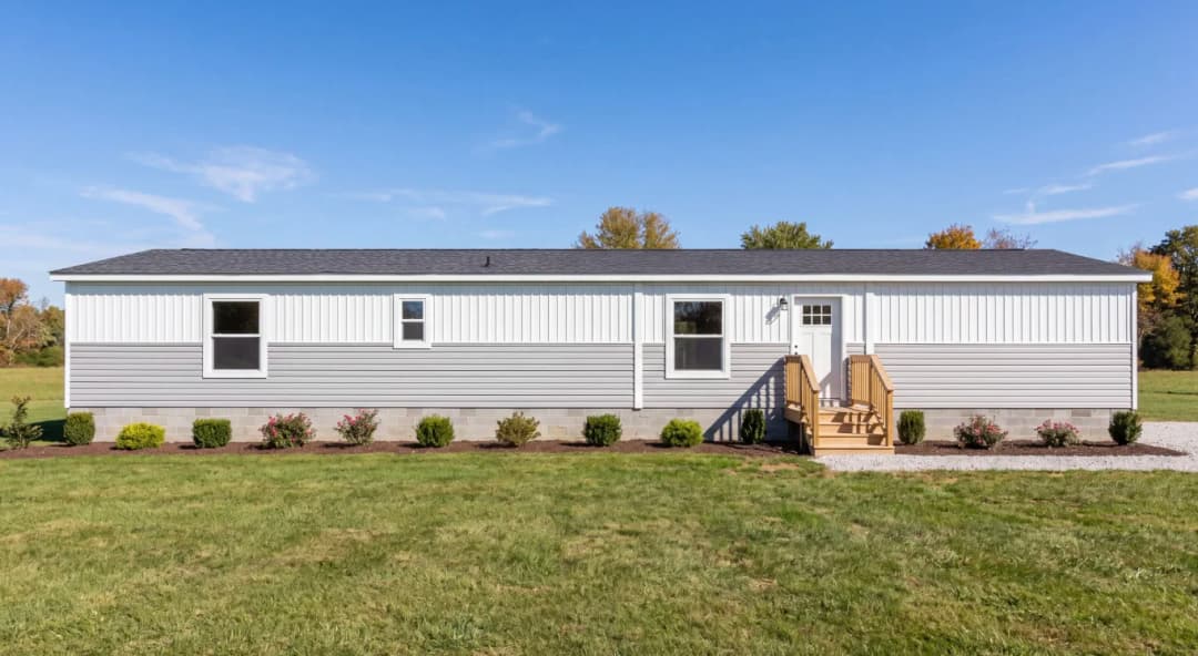Mariner elevation and exterior home features