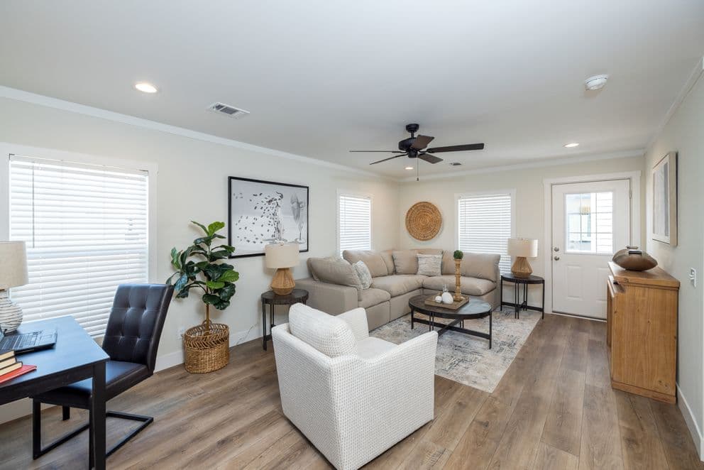 Octave interior home features